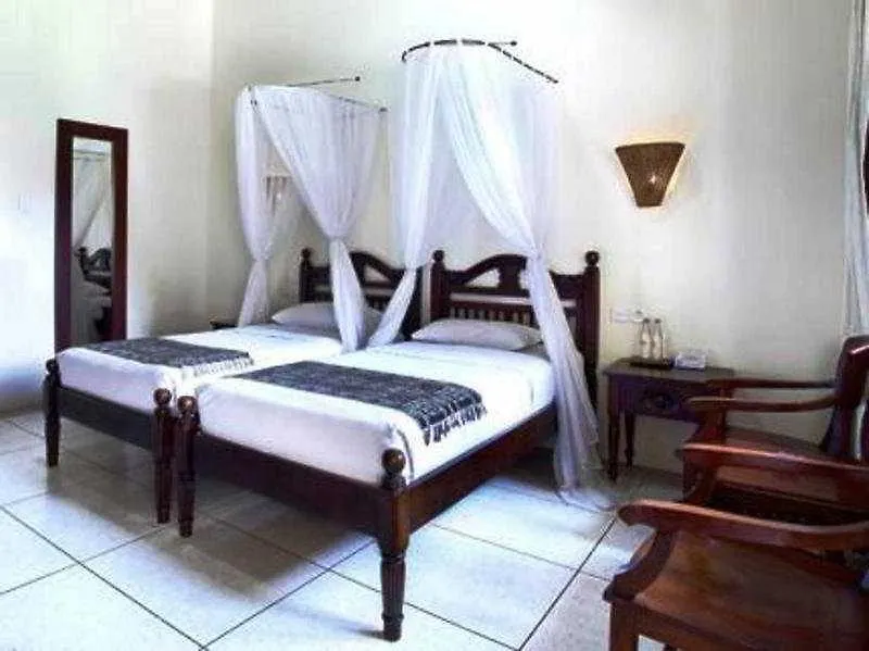 Grand Bali Villa Legian  3*, Legian (Bali)