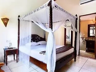 Grand Bali Villa Legian  3*, Legian (Bali)