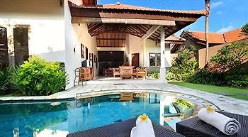 Grand Bali Villa Legian